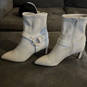 Dolce Vita White Heeled Boots with Western Design